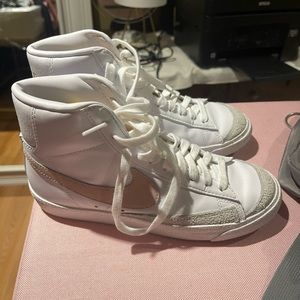 Nike blazers with pink accent